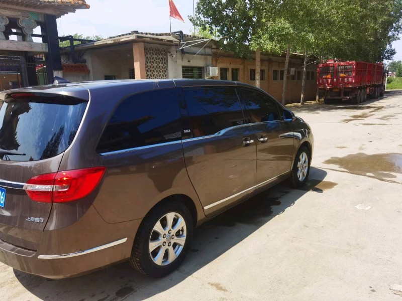 保定14年别克GL85