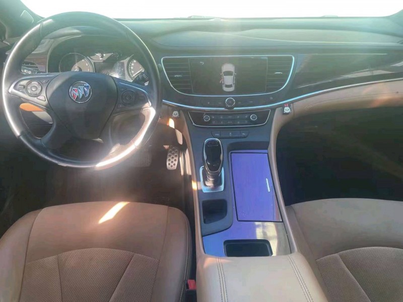 石家庄16年别克君越9