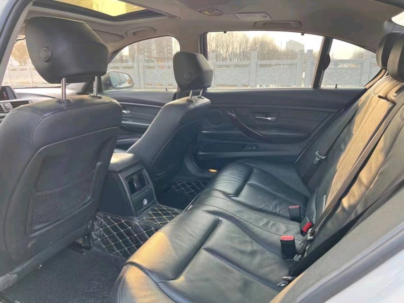 徐州13年宝马3系8