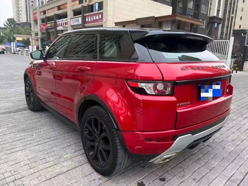 重庆14年路虎极光9