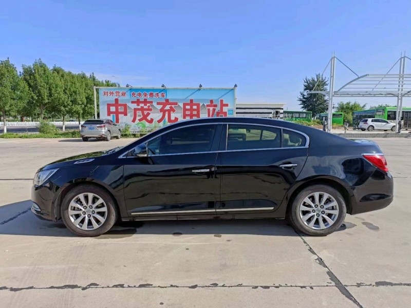 石家庄15年别克君越6