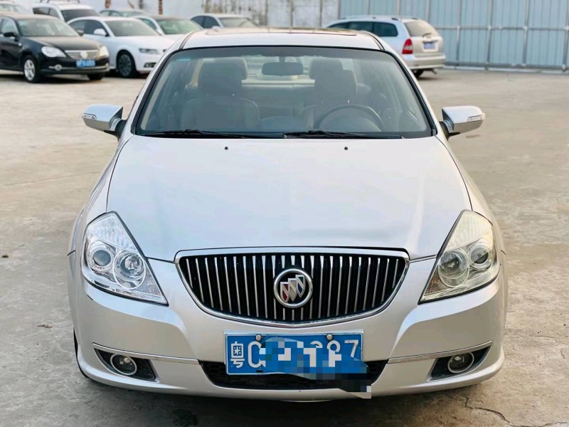 徐州11年别克凯越1