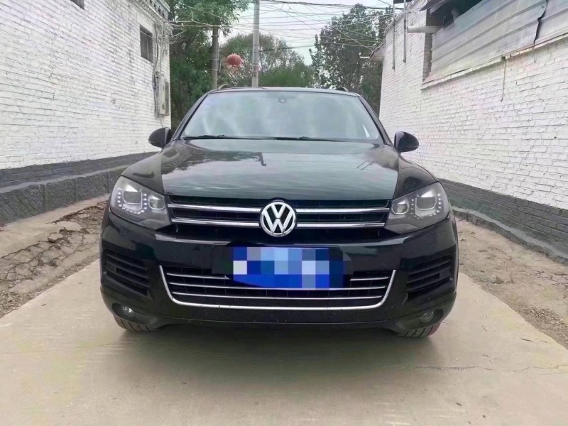 济宁12年大众途锐1