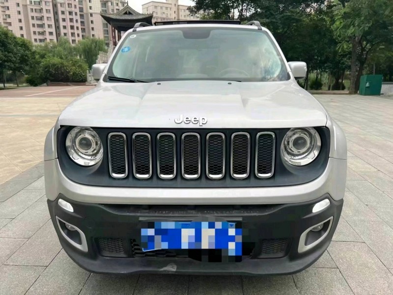 濟寧17年Jeep自由俠1