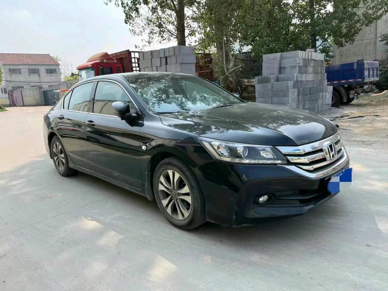 济宁14年本田雅阁2