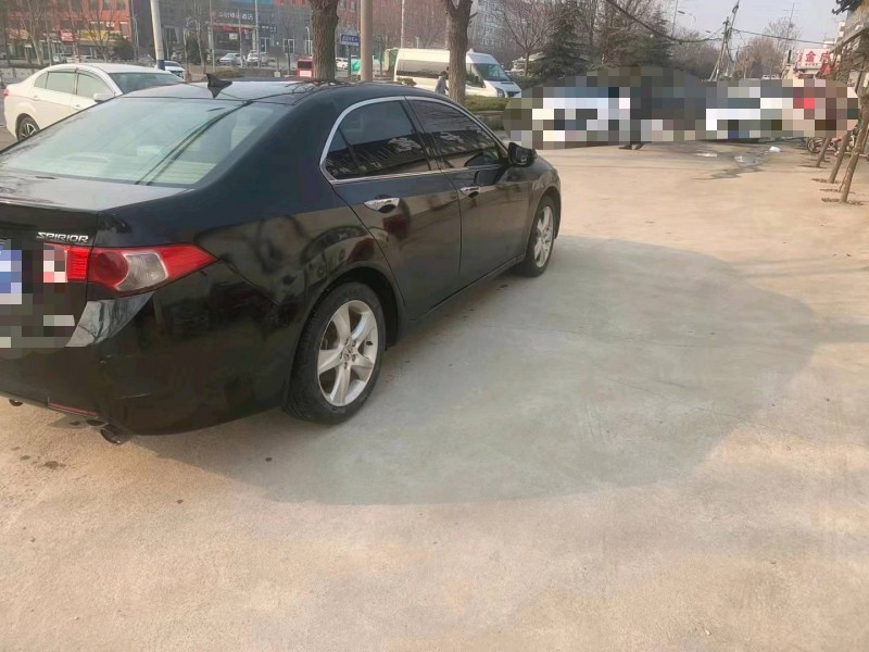 济宁13年本田思铂睿7