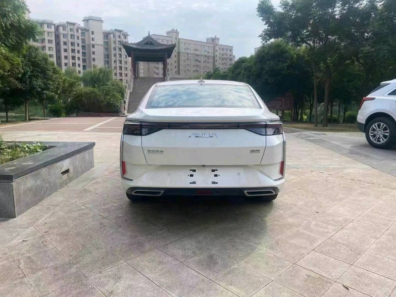 济宁21年东风奕炫8