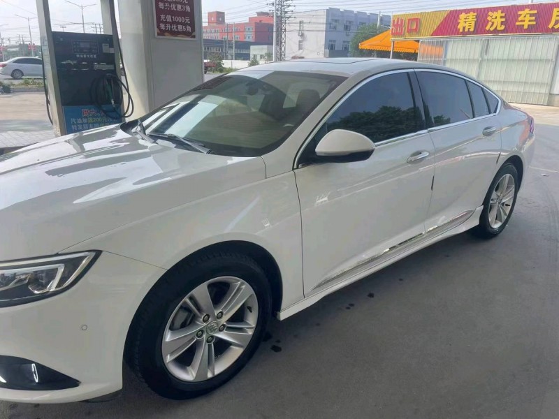 保定19年别克君威3