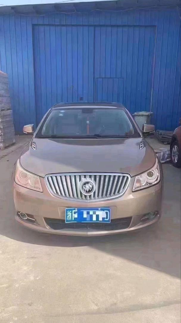 北京12年别克君越1