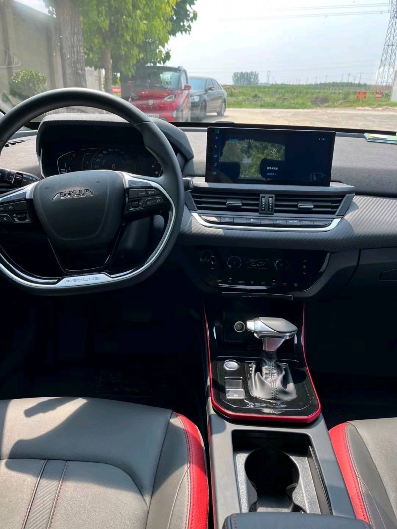 保定21年东风奕炫6