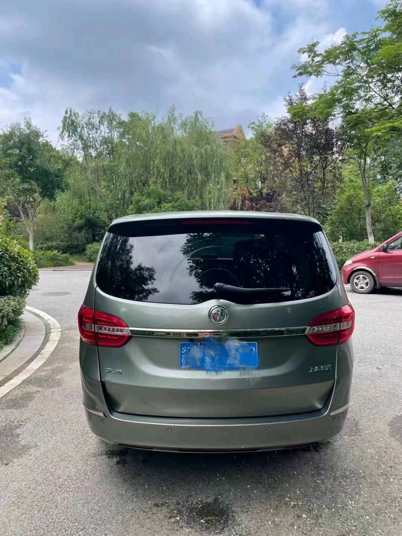 青岛16年别克GL89