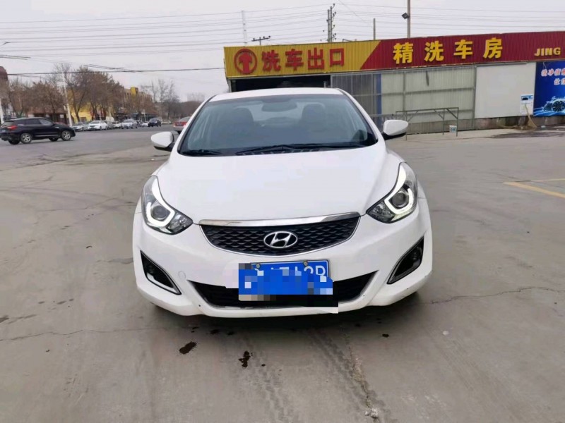 保定17年现代朗动1