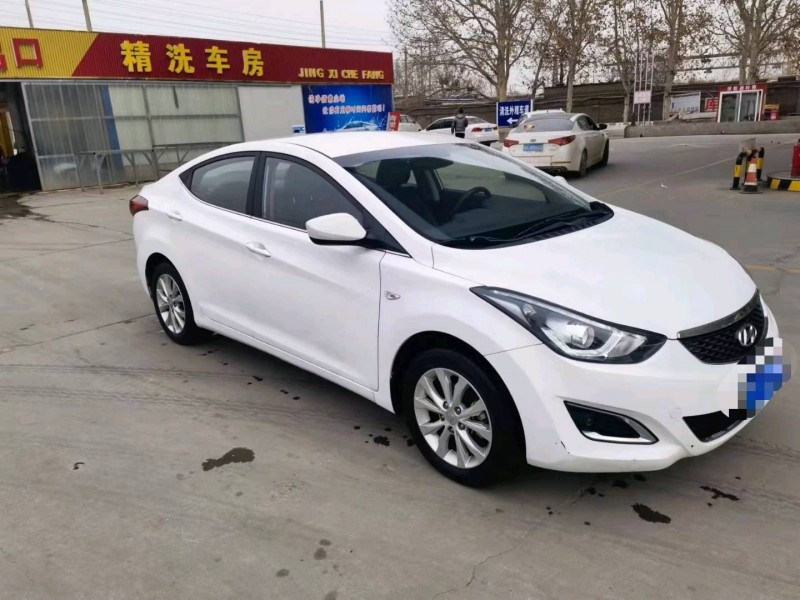 保定17年现代朗动4