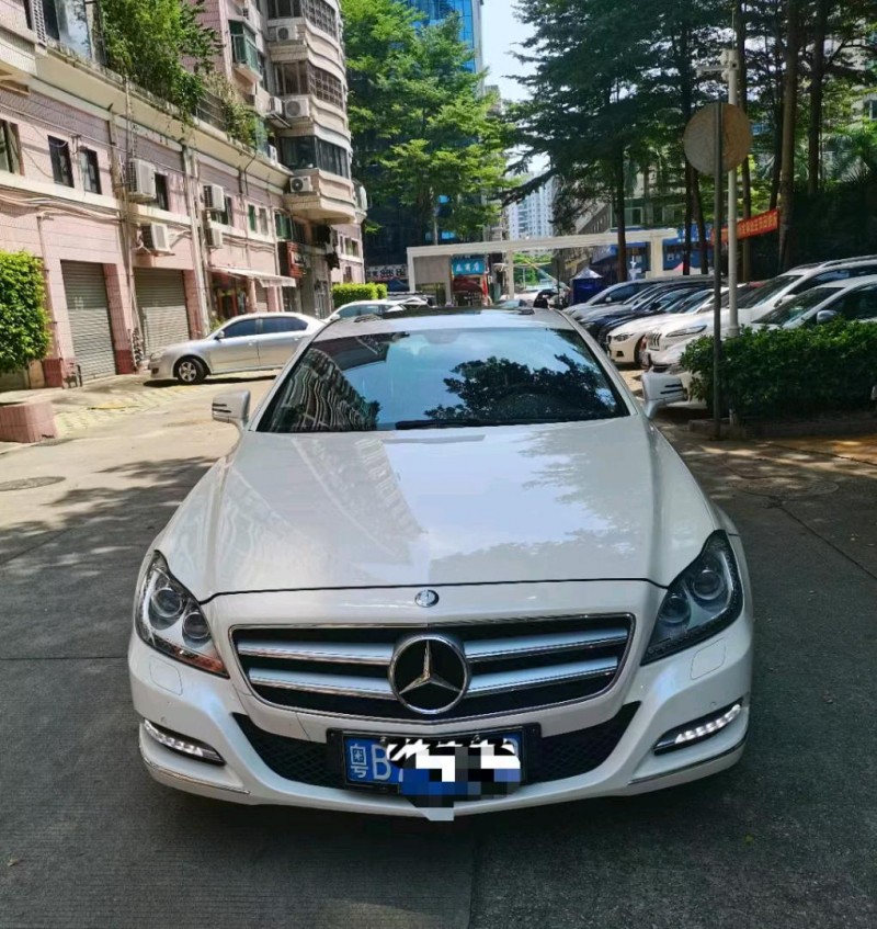 广州12年奔驰CLS3
