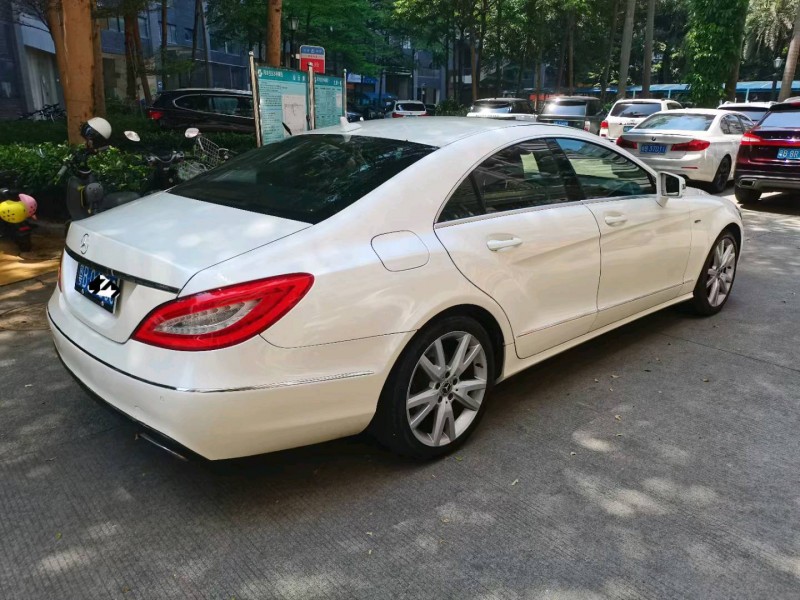 广州12年奔驰CLS6