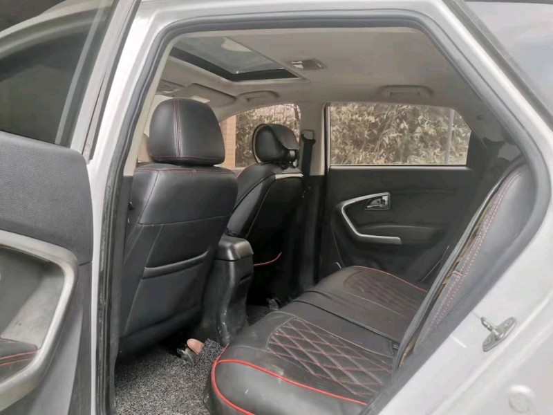 成都16年现代圣达菲6