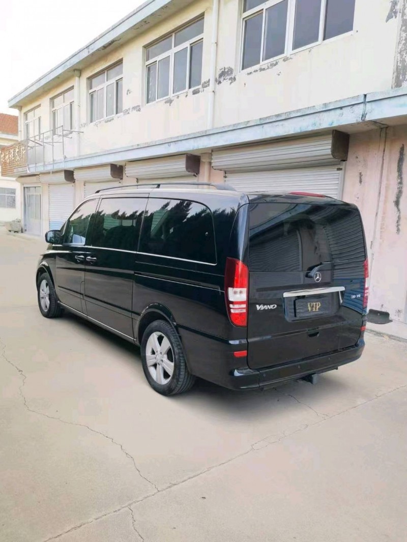 枣庄15年奔驰唯雅诺7