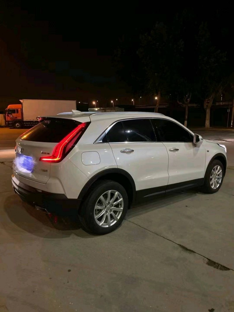 枣庄22年凯迪拉克XT43