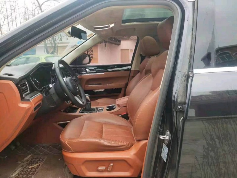 成都18年众泰T7005