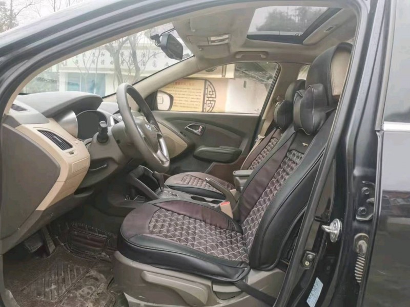 成都11年现代ix355