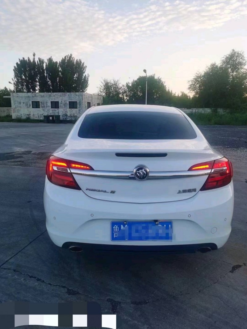 枣庄16年别克君威7