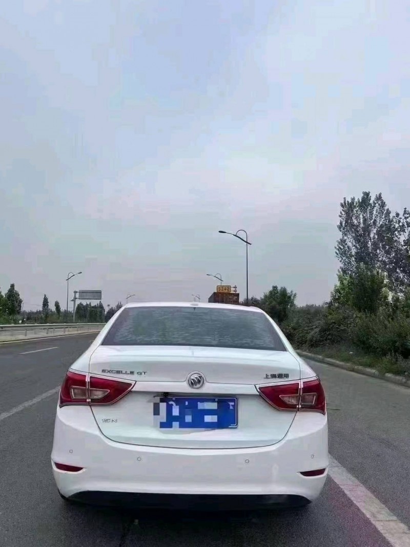 北京15年别克英朗7