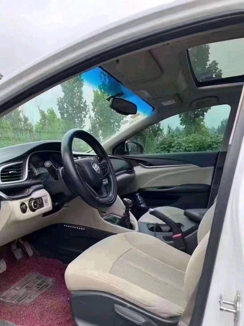 北京15年别克英朗2