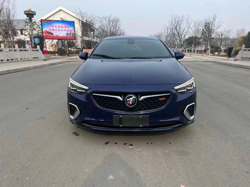 徐州19年别克君威9