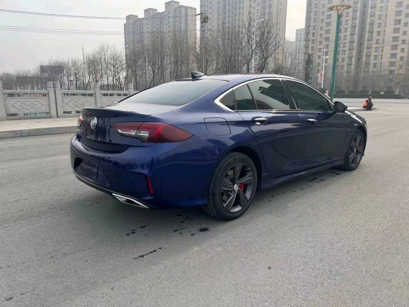 徐州19年别克君威6