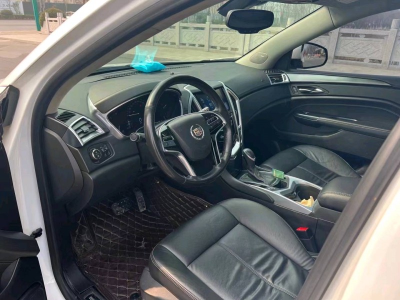 徐州17年凯迪拉克SRX8