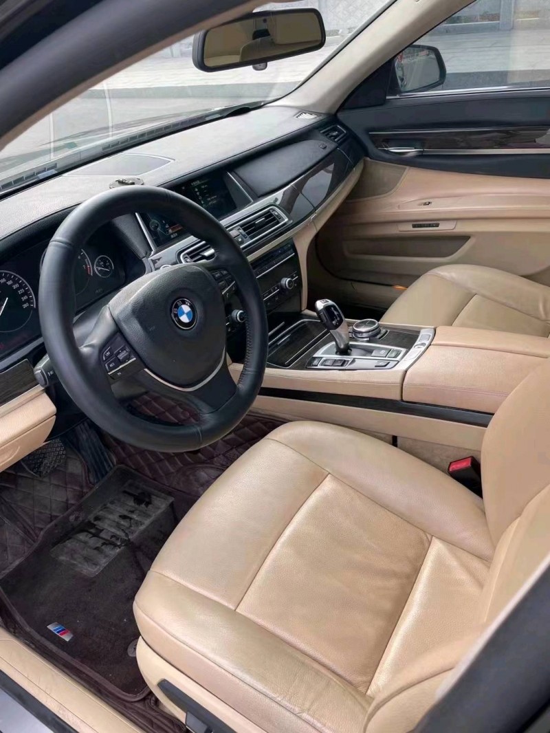 徐州14年宝马7系4