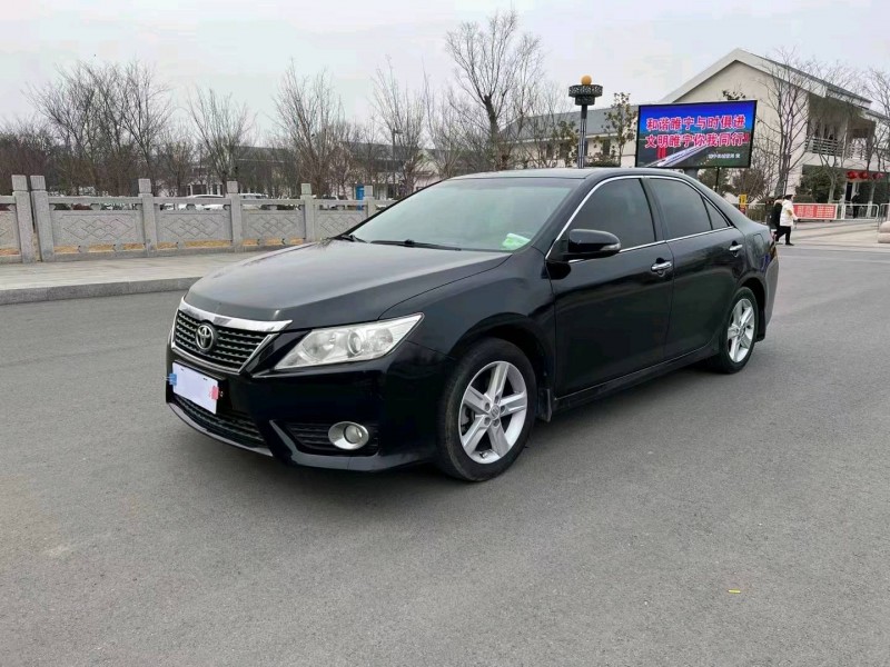 徐州14年丰田凯美瑞3