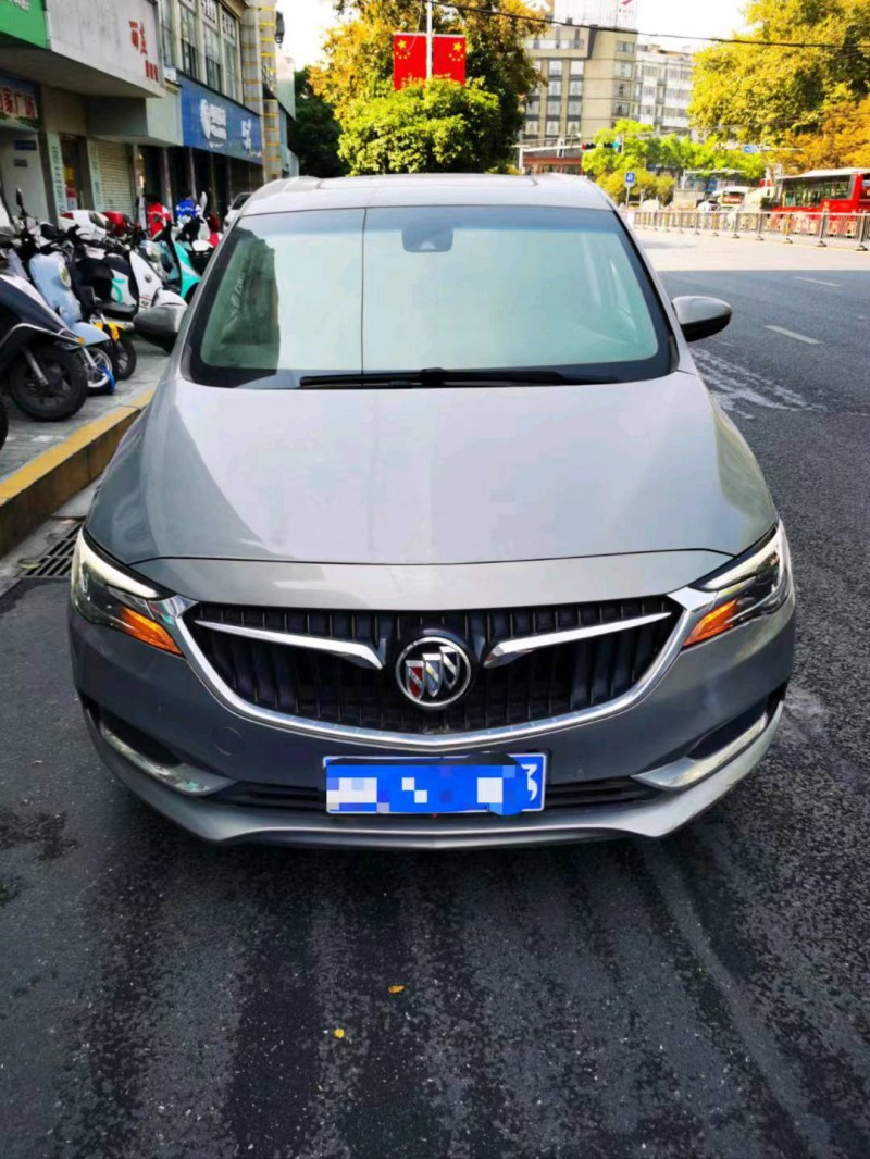 宜春19年别克GL68