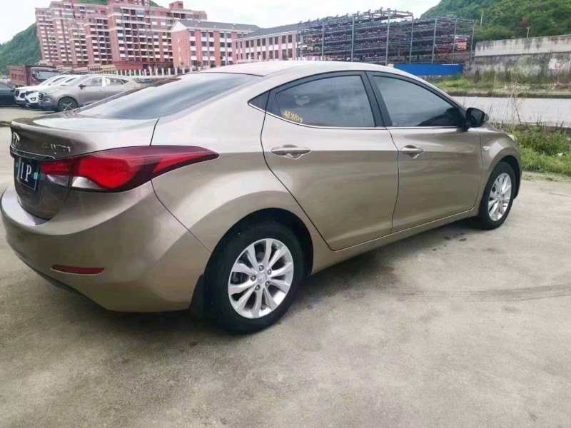 安顺16年现代朗动3