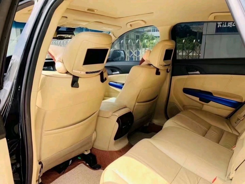 广州13年本田歌诗图7