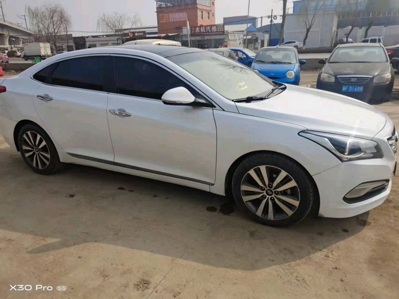 保定16年现代名图3