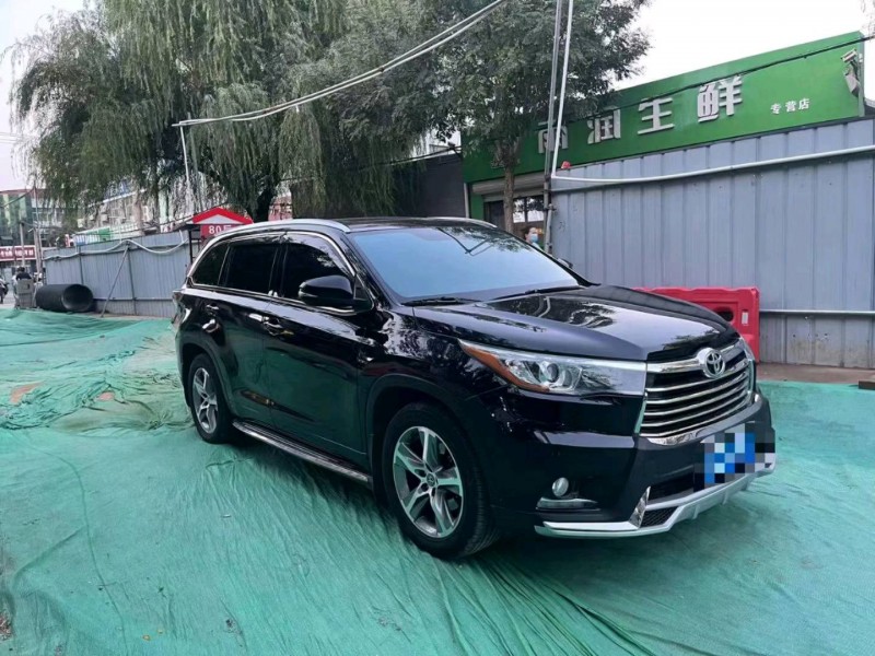 保定16年丰田汉兰达4