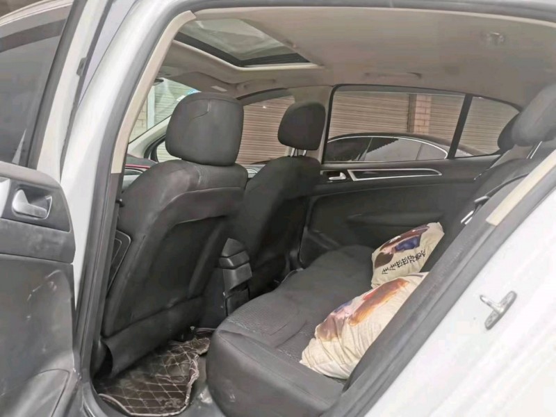 成都18年标致3084