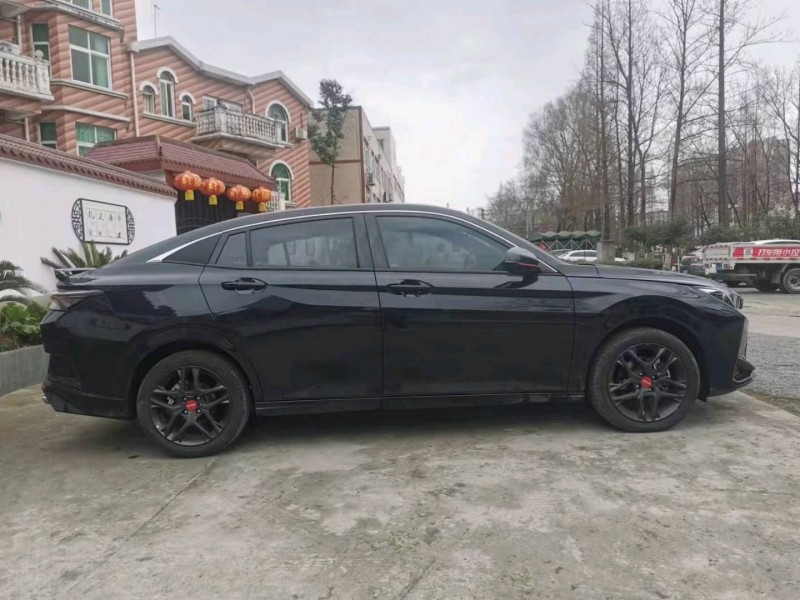 成都21年东风奕炫7