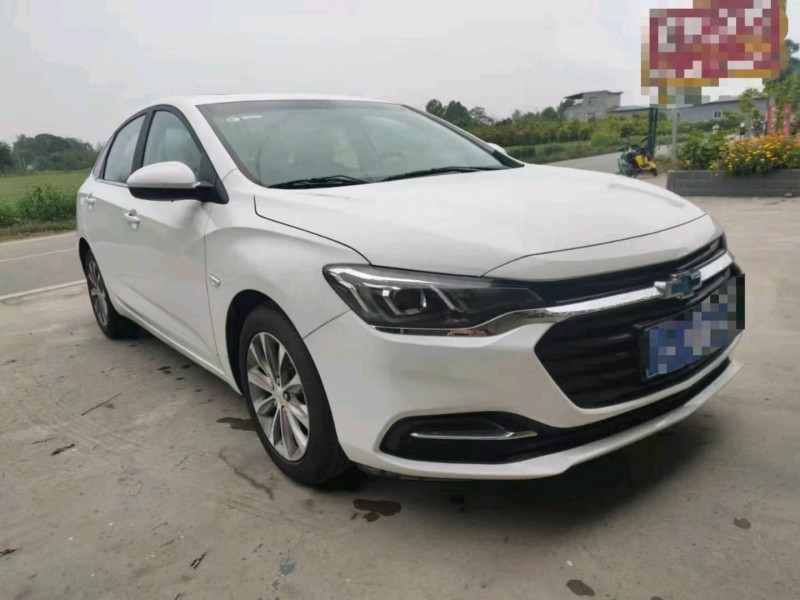 成都21年雪佛兰科鲁泽2