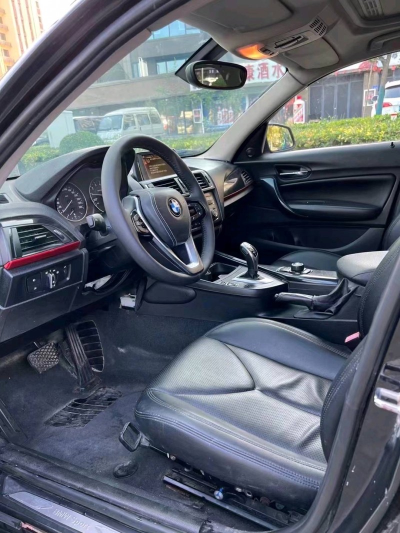 北京12年宝马1系6