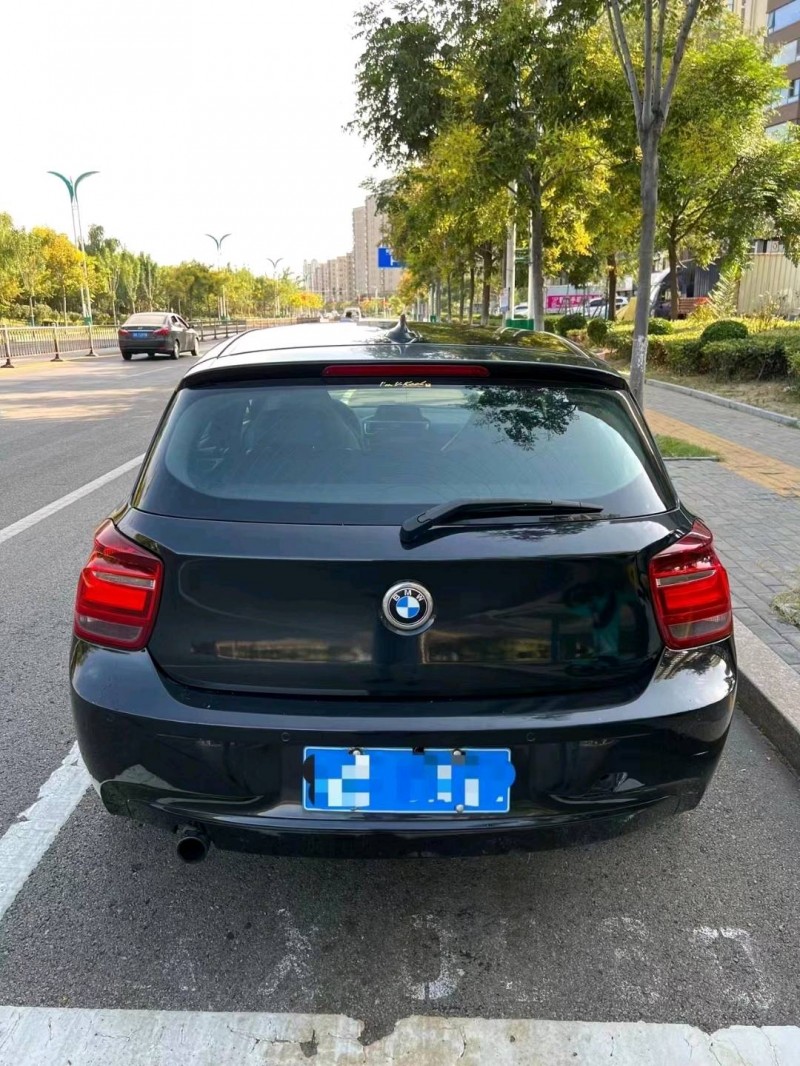 北京12年宝马1系8