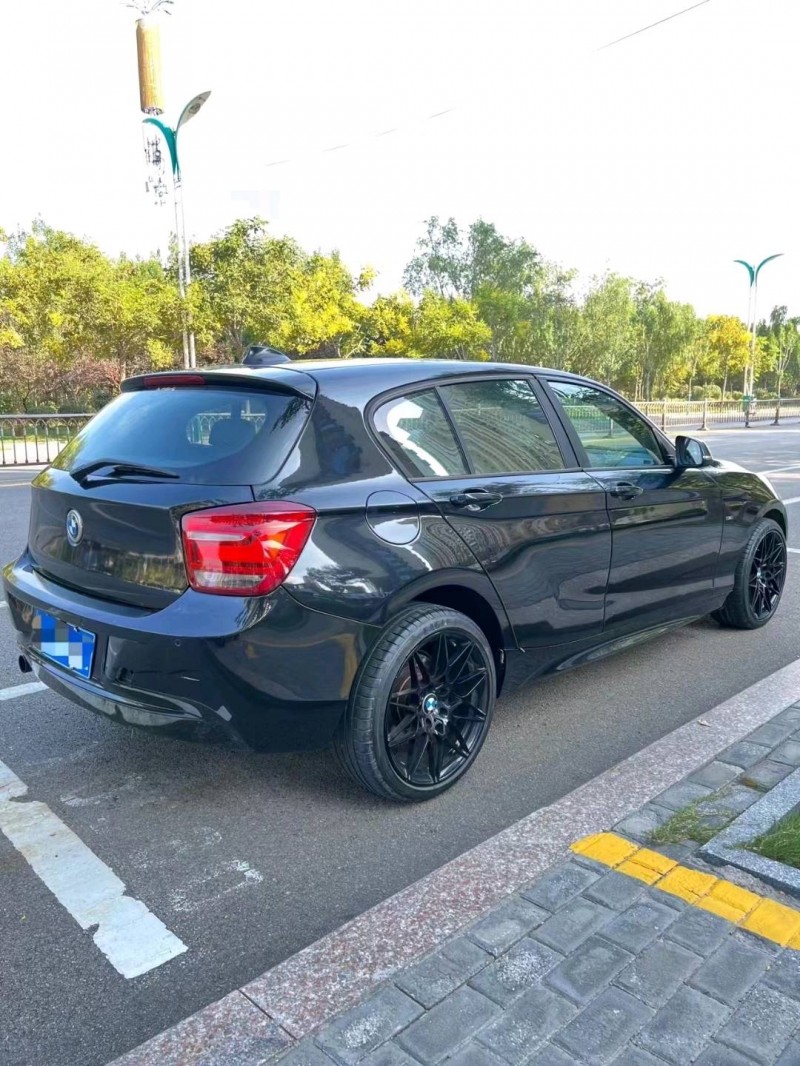 北京12年宝马1系9