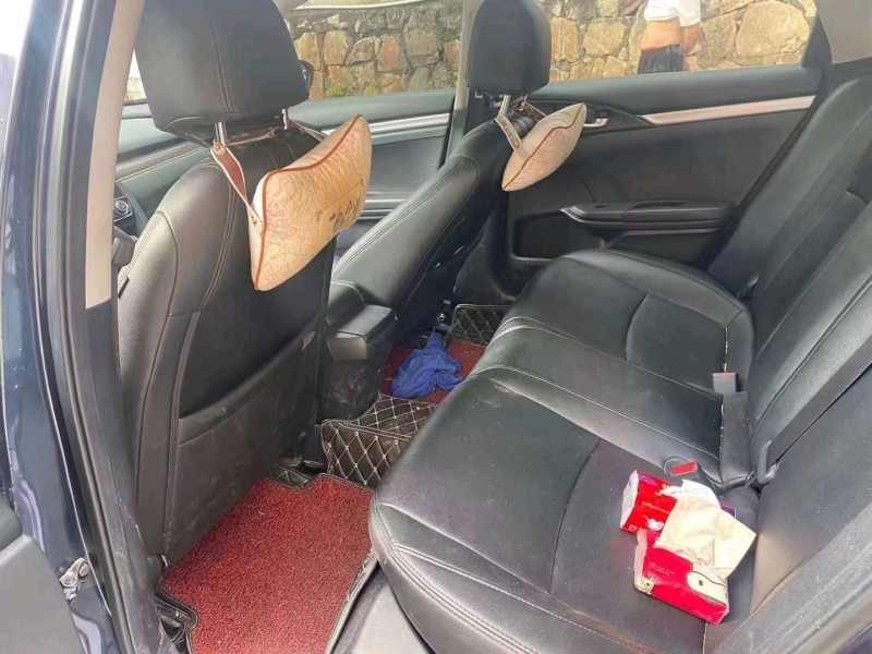 广州21年本田思域9