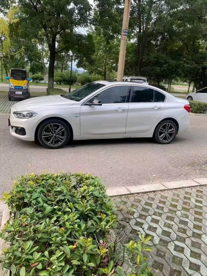 徐州18年宝马1系3