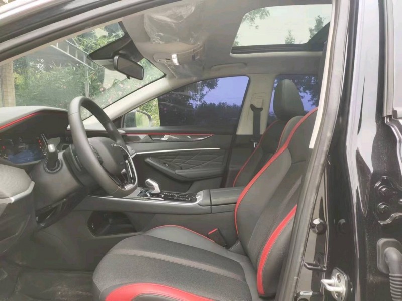 成都22年东风奕炫5