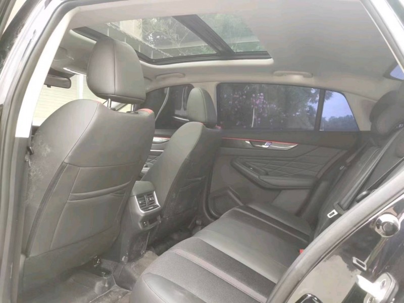 成都22年东风奕炫4