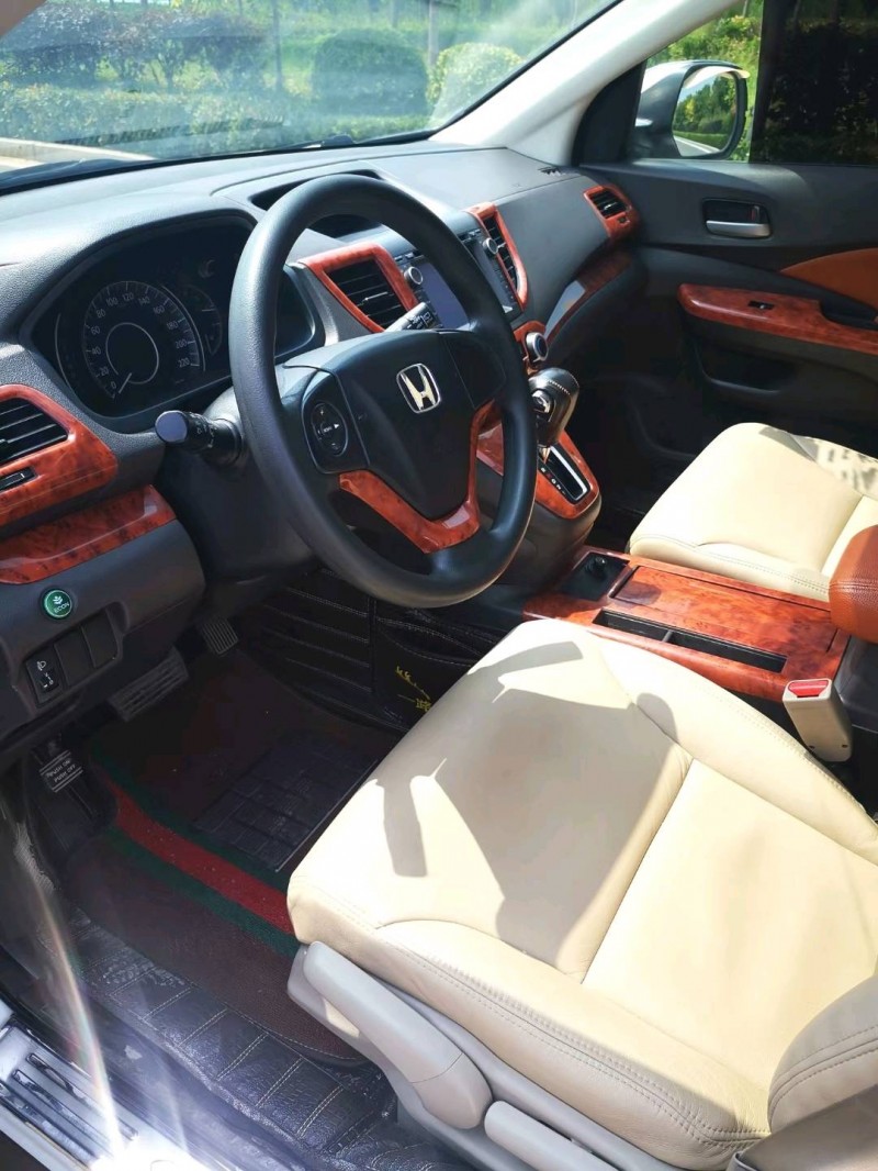 成都12年本田CRV8