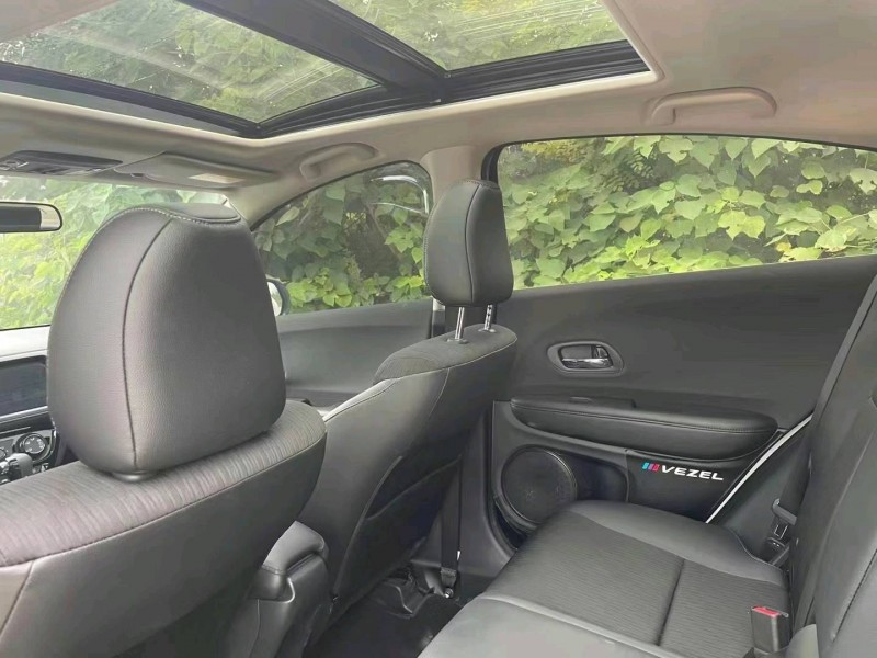 宜春22年本田缤智8