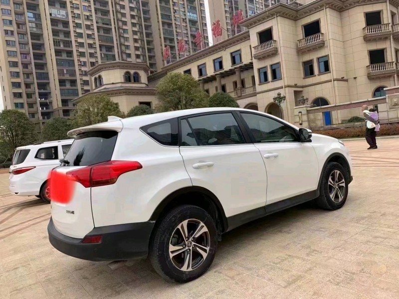 宜春16年丰田RAV4荣放6